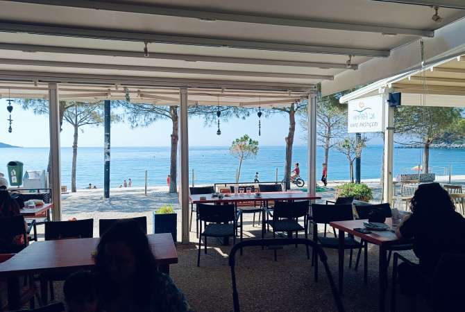 Njoftime Pune per Kamarier dhe Ndihmes Kamarier ne Himare