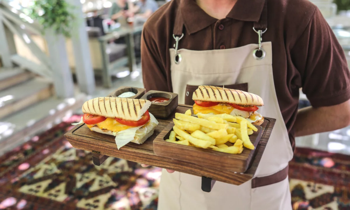 Njoftime Pune ne Tirane, Profesioni MOTORIST- KASIER - RECEPSIONISTE , Fillestar/Pak eksperience, Pagesa Me Marreveshje.