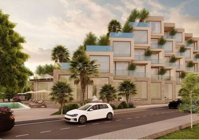 Ambiente Commerciale in Vendita 5+1 a Durazzo - 1,300,000 Euro