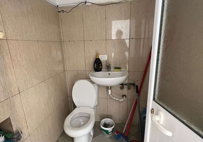 Ambient biznesi me qera 1+1 ne Tirane - 450 Euro