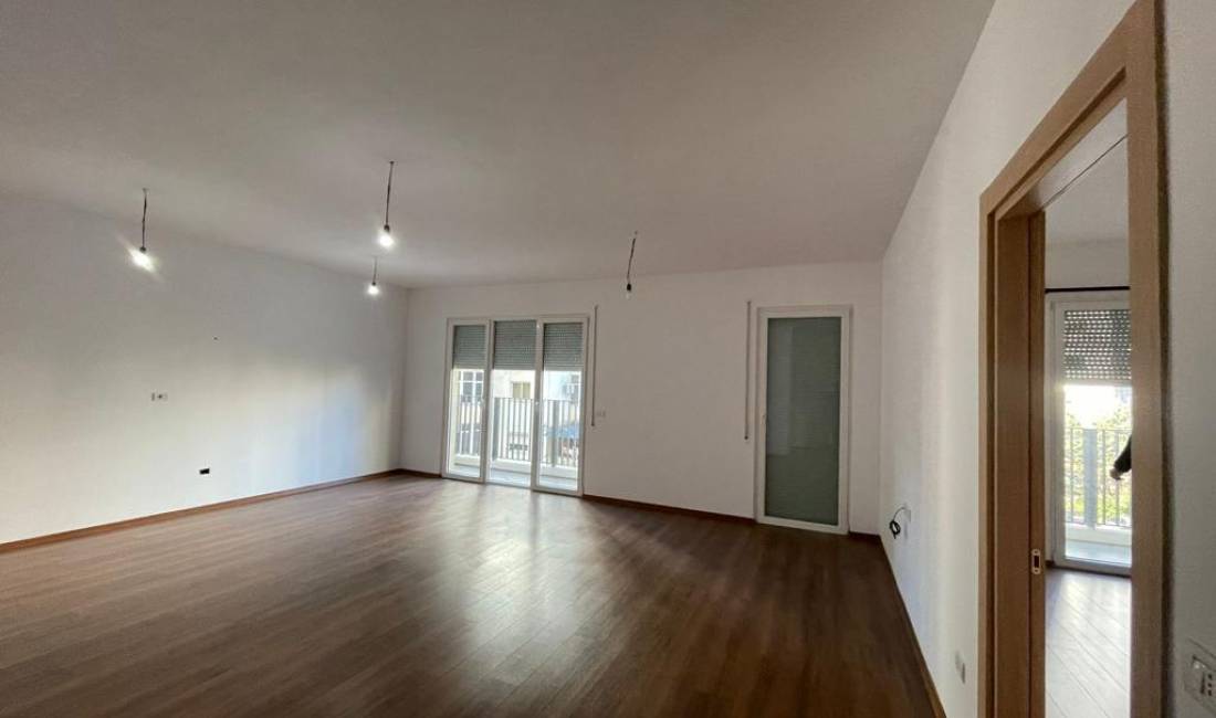 📣 QERA, Ambient Biznesi 📍 Rruga "Don Bosko", Tirane.✨