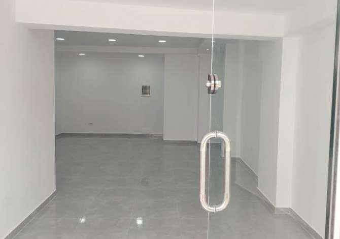 Ambient biznesi me qera 1+1 ne Tirane - 60,000 Leke