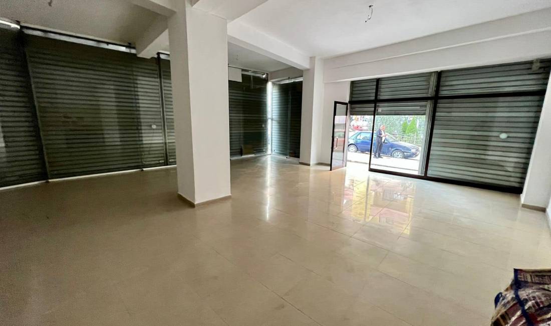 📣QERA, Ambient Biznesi 📍 Yzberisht ,Tirane.✨