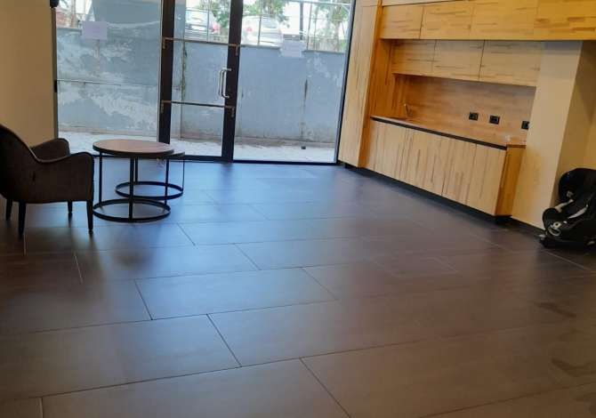 Ambient biznesi me qera 1+1 ne Tirane - 500 Euro