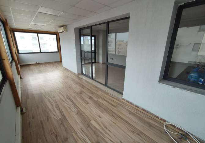 Jepet Me QERA Apartament 👉 Per Zyre 📍 Astir , Prane Bar 2 Palmat 💶 Cmimi 400 Euro