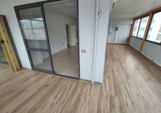 Jepet Me QERA Apartament 👉 Per Zyre 📍 Astir , Prane Bar 2 Palmat 💶 Cmimi 400 Euro