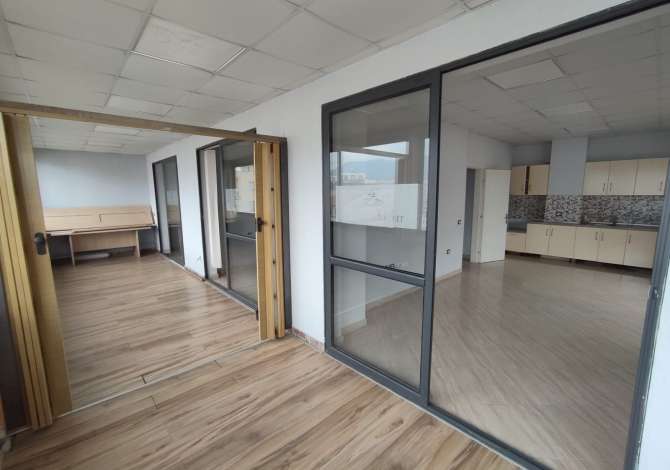 Jepet Me QERA Apartament 👉 Per Zyre 📍 Astir , Prane Bar 2 Palmat 💶 Cmimi 400 Euro