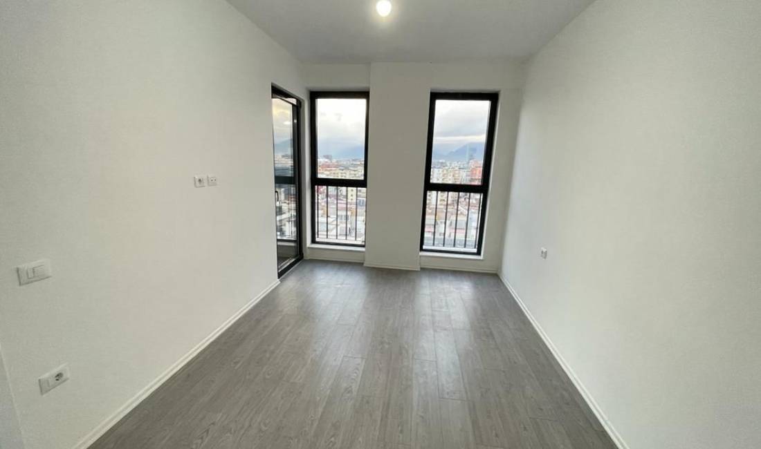 ✨Qera apartament 1+1  per  ambient zyre ✨  📍Komuna e Parisit 💶Cmimi: 500 Euro