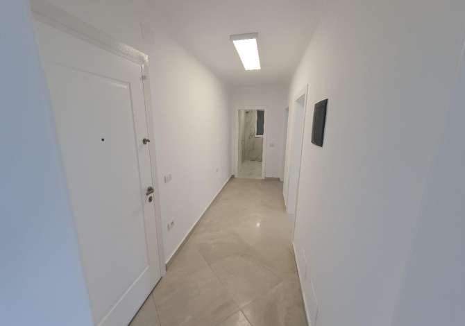 Ambient biznesi me qera 3+1 ne Tirane - 600 Euro