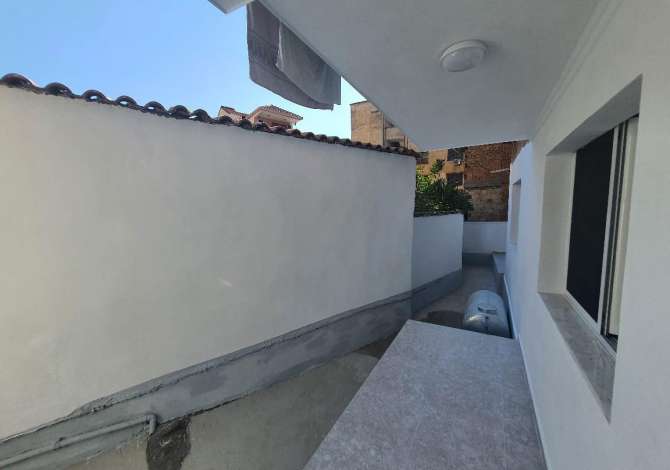 ✨Jepet ambient biznesi me qera ✨ 📍Qender , Posta Qendrore  Cmimi 600 Euro 