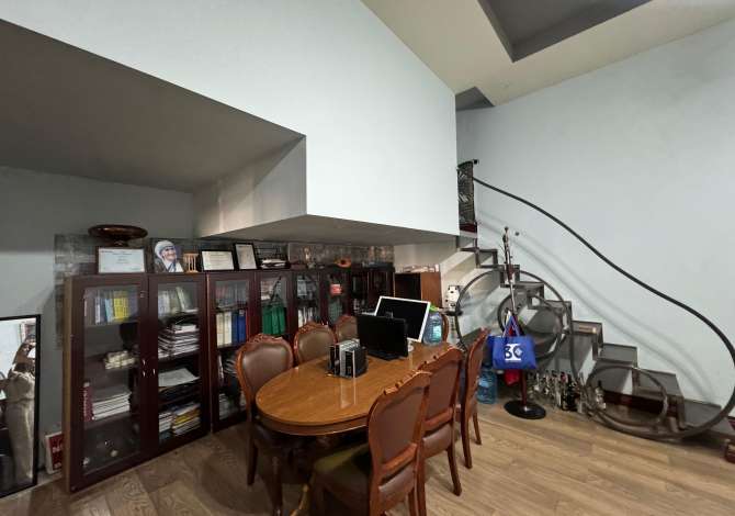 OKAZION Shitet ambjenti per VETEM 240 000 📍Rruga Kastriotet  Tek Pallatet e Verdha afer Terminalit te Veriut 