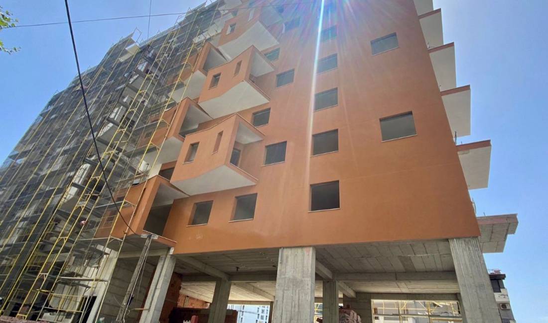 SHITET POST PARKING 📍 Prane Concord Center Rruga "5-Maji" 💶 Cmimi 20.000 Euro