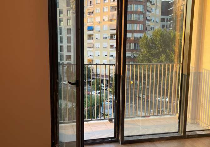 QERA Apartament 1+1 +Post Parkingu per Zyra📍 Rruga e Kosovareve 💶Cmimi: 900 Euro