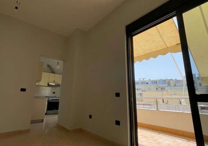 Qera Apartment 3+1+2 📍prane Hotel Unik, Liqeni i Thate 💶Cmimi 700 Euro