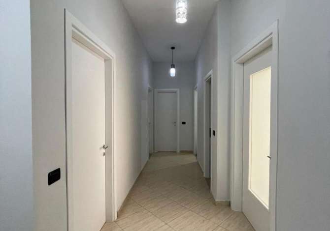 Qera Apartment 3+1+2 📍prane Hotel Unik, Liqeni i Thate 💶Cmimi 700 Euro