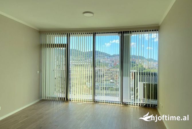 Business Property for Rent 3+1 in Tirana - 1,000 Euro