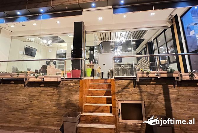 Qera ambient Biznesi (Lokal)📍Stacioni I Trenit Cmimi:1000 Euro 