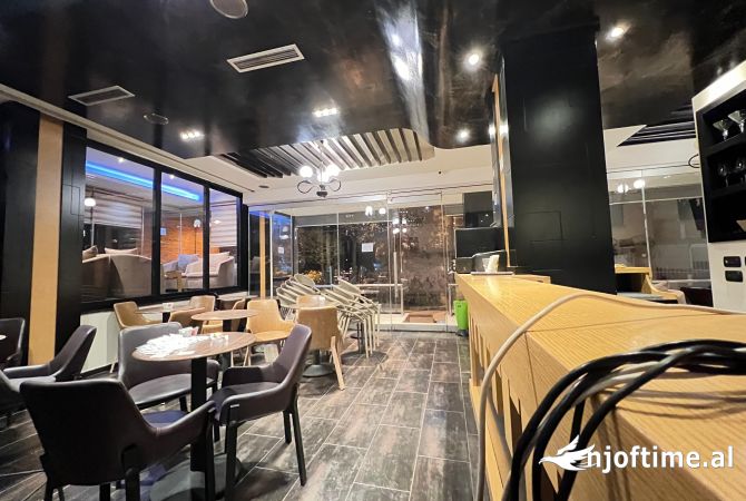 Qera ambient Biznesi (Lokal)📍Stacioni I Trenit Cmimi:1000 Euro 