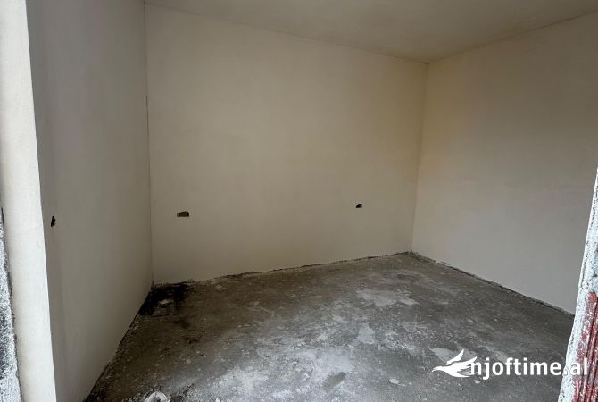Shitet Apartament 1+1📍Laprake Cmimi:128.500 Euro