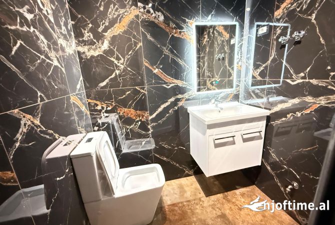 Business Property in Sale 3+1 in Tirana - 236,000 Euro