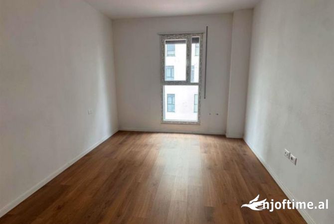 Qera ambient per Zyre📍Don Bosko Cmimi:600 Euro