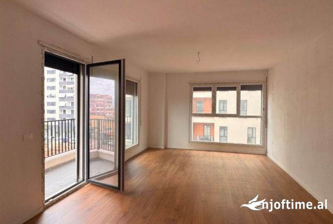 Qera ambient per Zyre📍Don Bosko Cmimi:600 Euro