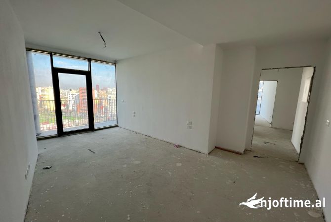 Shtepi ne shitje Apartament ne Tirane, 3+1, Mobilimi Bosh, pa mobiluar, Pagesa 645,000  Euro.