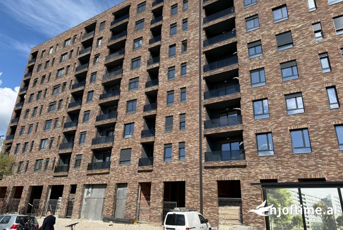 Shtepi ne shitje Apartament ne Tirane, 3+1, Mobilimi Bosh, pa mobiluar, Pagesa 170,000  Euro.