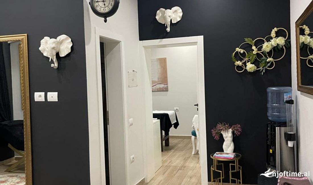 📣Qera Ambient Biznesi ( Dyqan )📍Stadiumi Dinamo  💶Cmimi:500 Euro