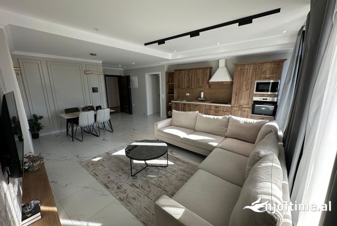 Shtepi ne shitje Apartament ne Tirane, 2+1, Mobilimi E mobiluar, Pagesa 460,000  Euro.