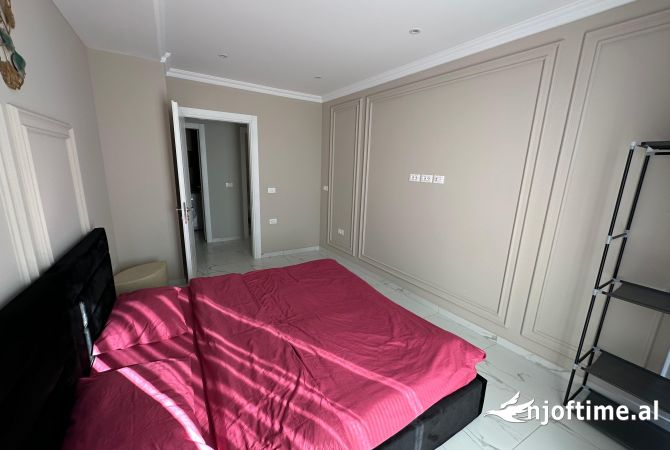 Shtepi ne shitje Apartament ne Tirane, 2+1, Mobilimi E mobiluar, Pagesa 460,000  Euro.