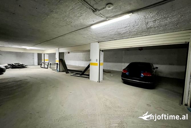  Shiten Poste Parkimi 📍 Perballe Kompleksit Delijorgji 💶 Cmimi Total 210.000 Euro
