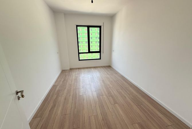 Shtepi ne shitje Apartament ne Tirane, 3+1, Mobilimi Bosh, pa mobiluar, Pagesa 177,190  Euro.