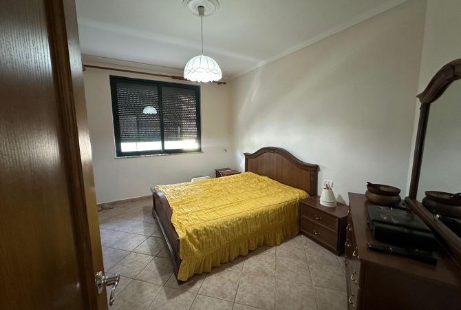 Qera Ambient per Zyre📍Ish Ekspozita 💶Cmimi:1.100.000 Leke