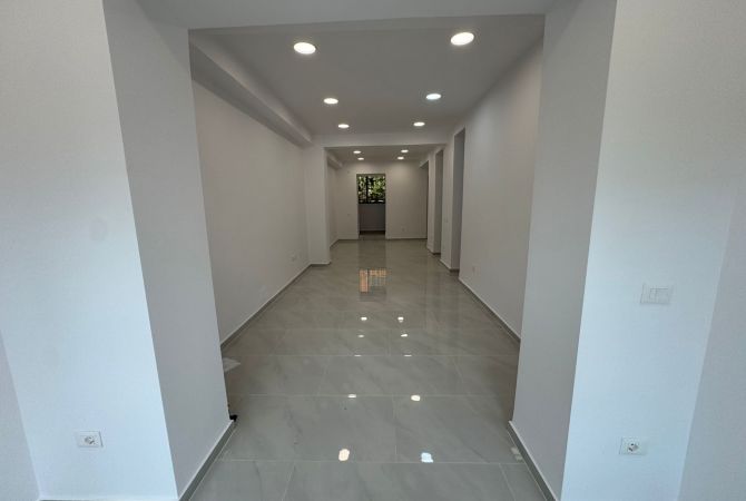 Business Property in Sale 1+1 in Tirana - 630,000 Euro