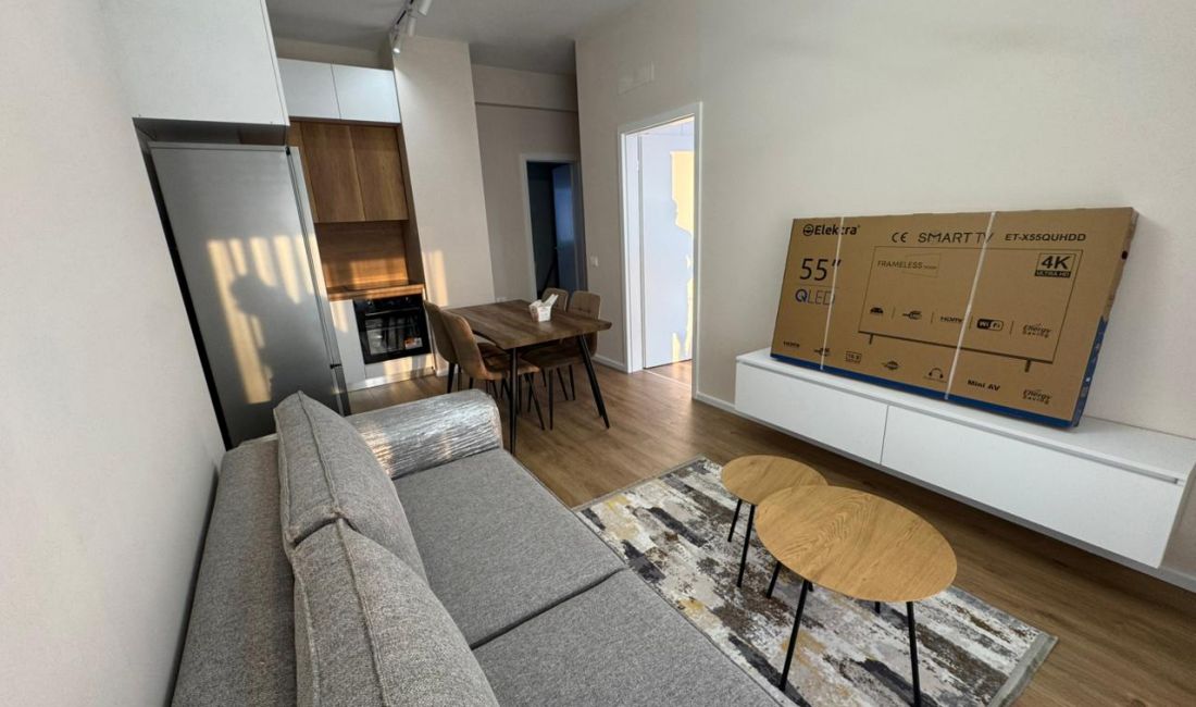 Shtepi me qera Apartament ne Tirane, 1+1, Mobilimi E mobiluar, Pagesa 450  Euro.