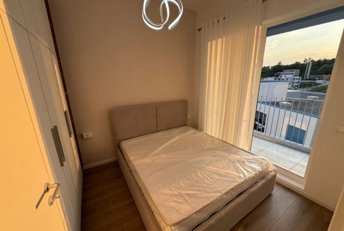 Shtepi me qera Apartament ne Tirane, 1+1, Mobilimi E mobiluar, Pagesa 450  Euro.
