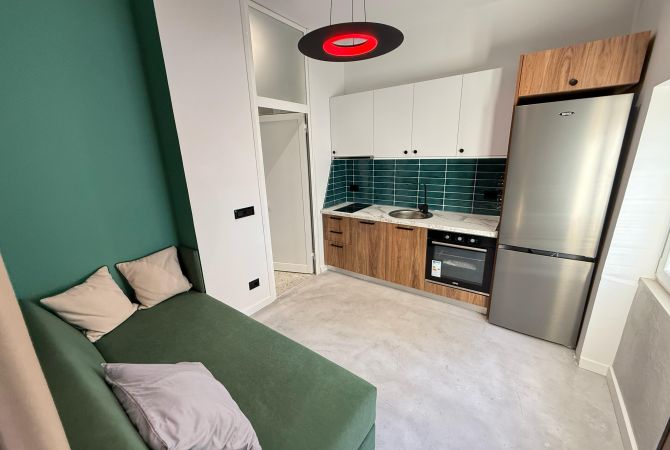 Shtepi ne shitje Apartament ne Tirane, Garsoniere, Mobilimi E mobiluar, Pagesa 220,000  Euro.