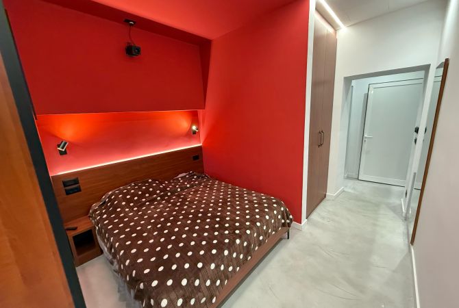 Shtepi ne shitje Apartament ne Tirane, Garsoniere, Mobilimi E mobiluar, Pagesa 220,000  Euro.