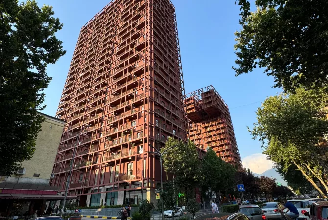 Qera Ambient per Zyre📍Rruga e Kavajes💶Cmimi:700 Euro