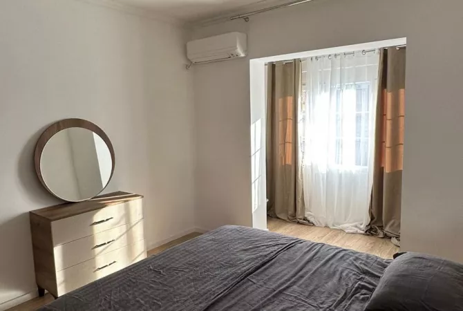 Shtepi ne shitje Apartament ne Tirane, 1+1, Mobilimi E mobiluar, Pagesa 155,000  Euro.