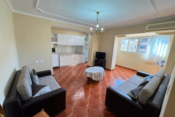 Shtepi ne shitje Apartament ne Tirane, 1+1, Mobilimi E mobiluar, Pagesa 138,000  Euro.