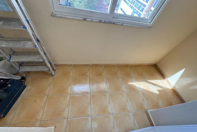 Shtepi ne shitje Apartament ne Tirane, 1+1, Mobilimi E mobiluar, Pagesa 138,000  Euro.