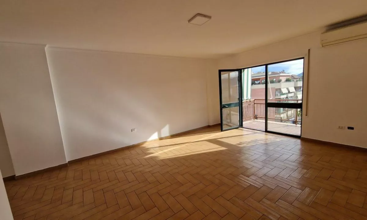 🏢 Apartament per Zyra me Qira – 3+1+2 📍 Sheshi “Willson”, Rruga Perlat Rexhepi