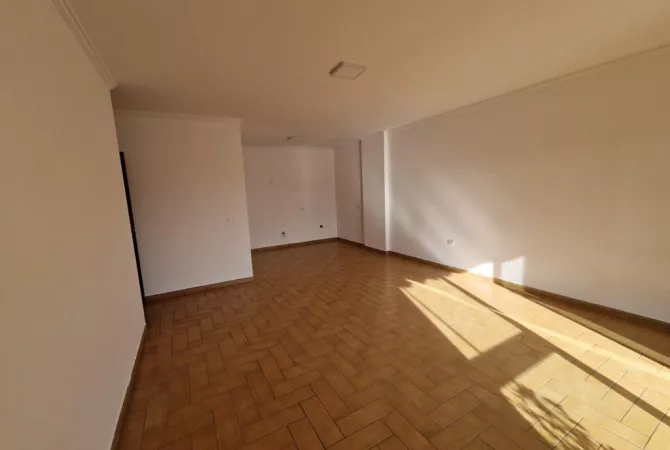 Business Property for Rent 3+1 in Tirana - 1,700 Euro