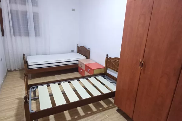 📣 QERA Apartament 2+1 📍 Rruga "Jordan Misja", Prane Xhamise  💶 Cmimi 50.000 Leke