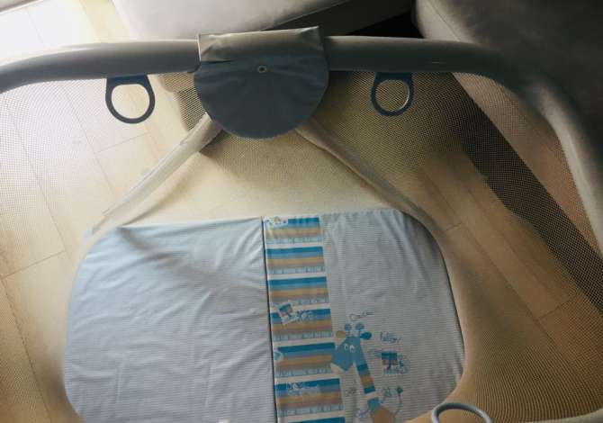 Veshje dhe Aksesor per Femije ne Tirane - 11,000 Leke