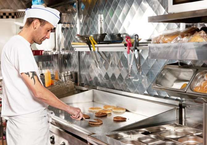 Njoftime Pune per Ndihmes ne Fast-Food ne Tirane