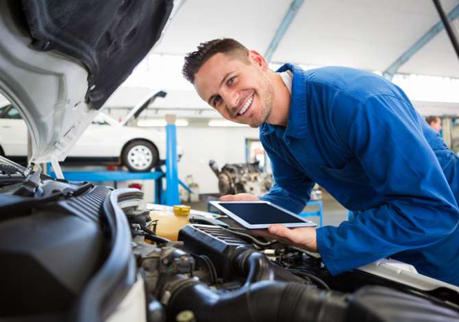 Njoftime Pune per Xhenerik. Ndihmes Xhenerik, Bojaxhi/Stukator, Ndihmesa ne Tirane