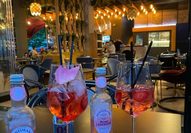 Njoftime Pune per Kamarier/e, Banakier/e, Sanitare ne Tirane